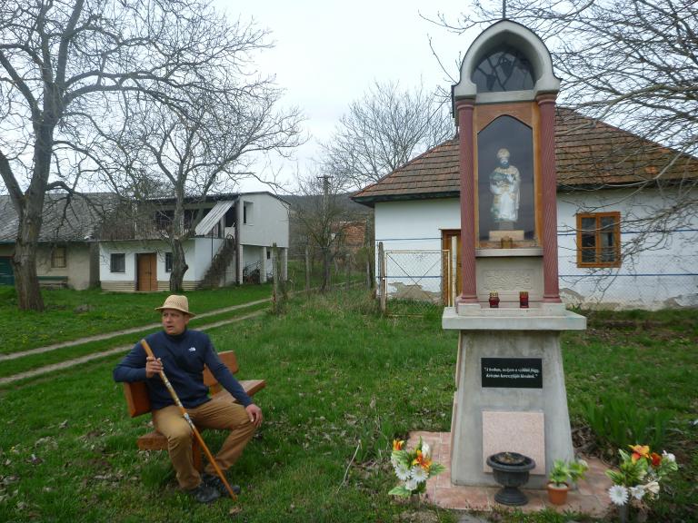Megpihenés Szent Orbán szobránál