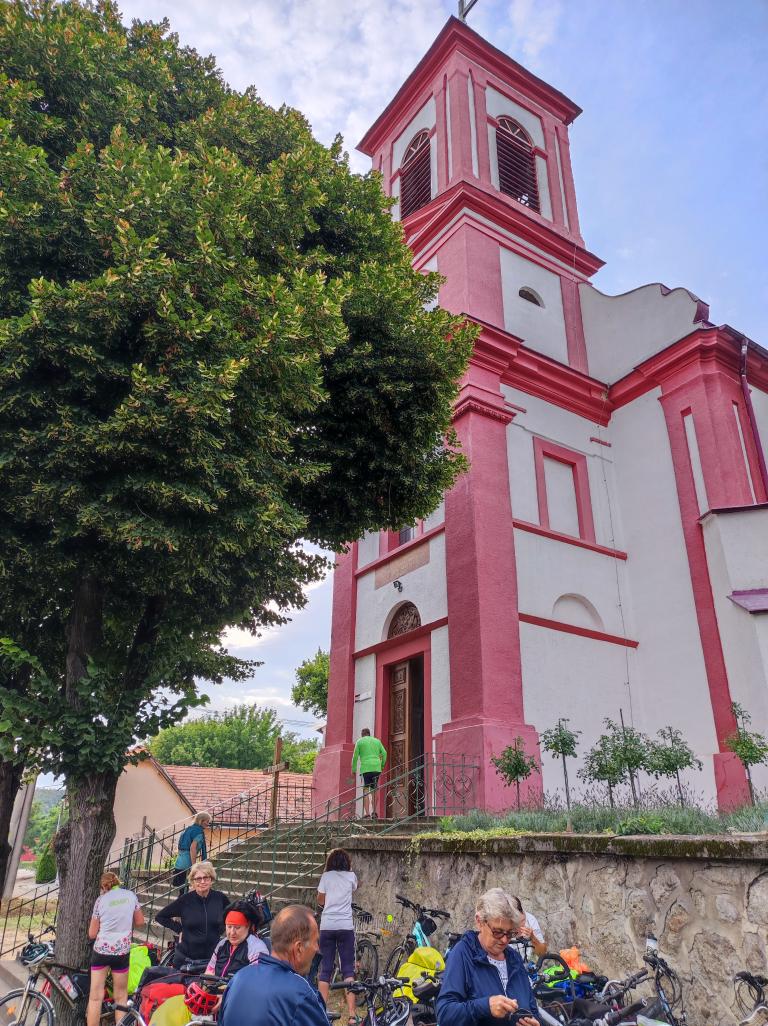 A garamkövesdi Szent Mihály-templom
