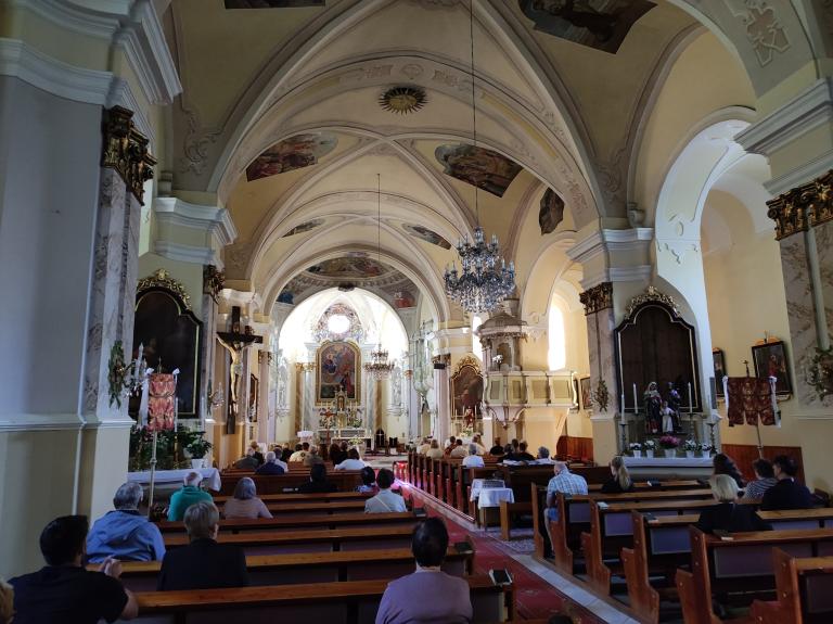 Szentmise a stomfai Szent István király-templomban (Fotó:Via Mariae p.t.)
