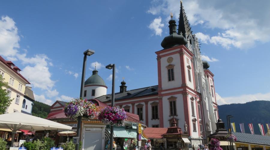 Mariazell, bazilika (Fotó: Wikipédia) Mariazell, bazilika (Fotó: Wikipédia)